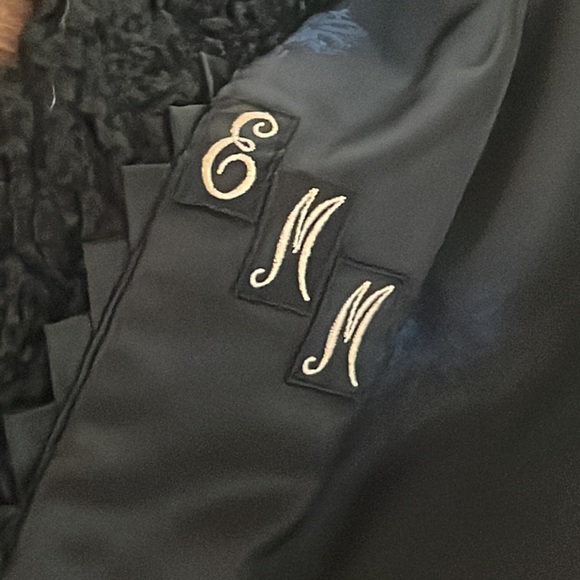 Mitchell Fur Company Persian Lamb coat - Picture 6 of 7